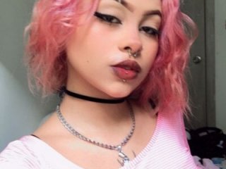 lilith_horny live webcam thumbnail