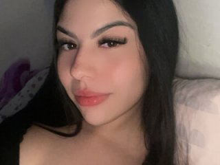 lilyliliana2539 live webcam thumbnail