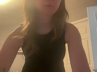 lilymae98 live webcam thumbnail