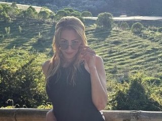 linda_ovalles live webcam thumbnail