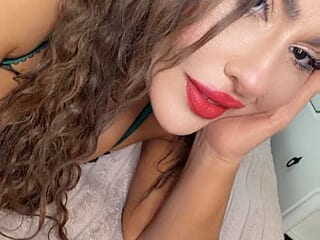 lindalove692003 live webcam thumbnail