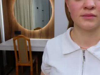 lindseybristow live webcam thumbnail