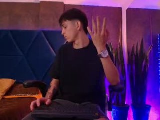 lionfoster live webcam thumbnail