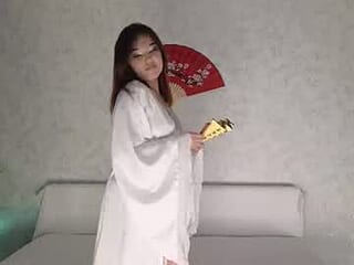 liora_rei live webcam thumbnail