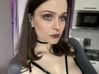 lisa_moonlight live webcam thumbnail
