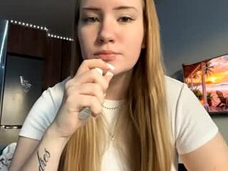 lisi_kiss_ live webcam thumbnail