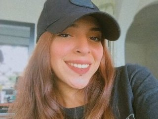 littleaprill live webcam thumbnail