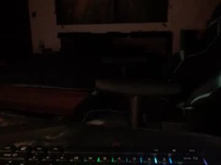 littleboyuk live webcam thumbnail
