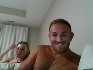 littledickee495860 live webcam thumbnail