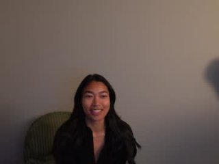 littlemiss_kira live webcam thumbnail