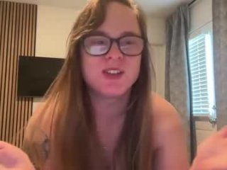 littletexasgirrrl live webcam thumbnail