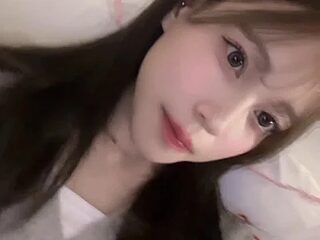 liz_05 live webcam thumbnail