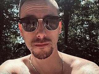 Lockingstack live webcam thumbnail