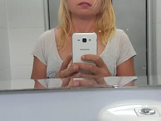 Lola_115 live webcam thumbnail