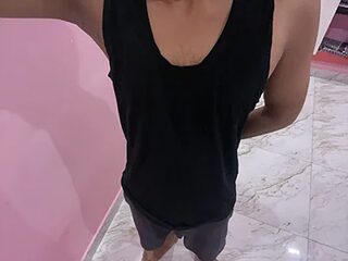 Londa_Luck live webcam thumbnail