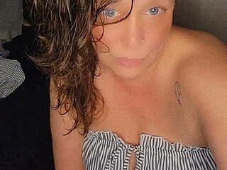 London-MollyXX live webcam thumbnail