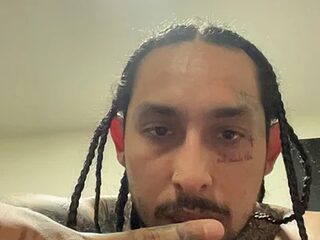 Longmoney444 live webcam thumbnail