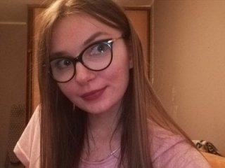 LooveELLYx live webcam thumbnail