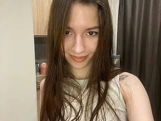 Lora_P1ana live webcam thumbnail