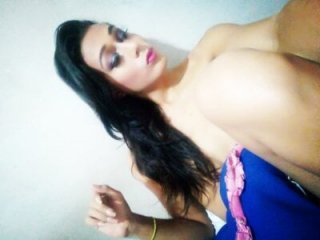 LorenAngie live webcam thumbnail