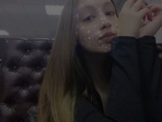 LorettaKay live webcam thumbnail