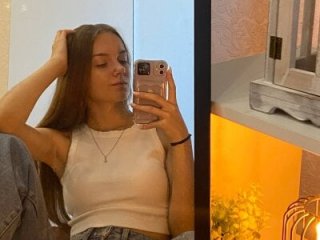 LouisaChaobal live webcam thumbnail