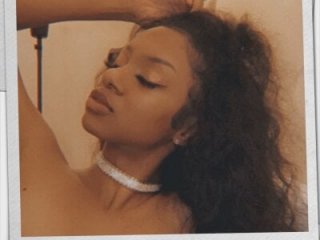 LoveDreaux live webcam thumbnail