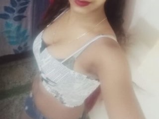 LovingPihu live webcam thumbnail