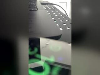 logan__kelly live webcam thumbnail