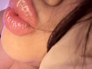 lolahott23 live webcam thumbnail