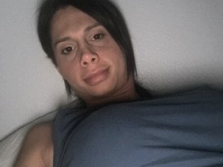 lolateton live webcam thumbnail