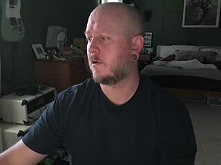 lone_string live webcam thumbnail