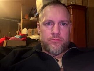 longstrokin8869 live webcam thumbnail