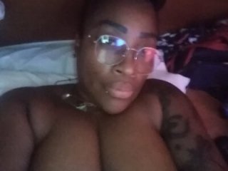 loretybig live webcam thumbnail