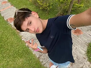 love_wallen live webcam thumbnail
