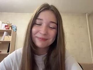 lovelladonaghe live webcam thumbnail
