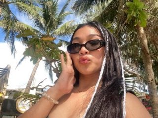 lovely_bunnyy live webcam thumbnail