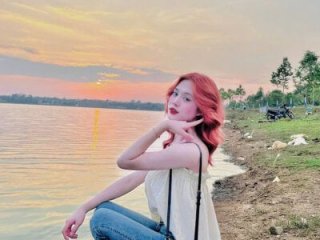 lovelyly-22 live webcam thumbnail