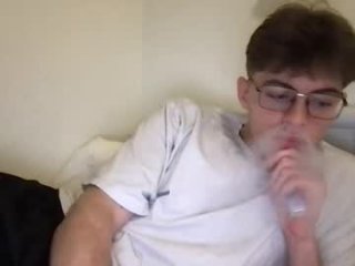 lovet1me live webcam thumbnail