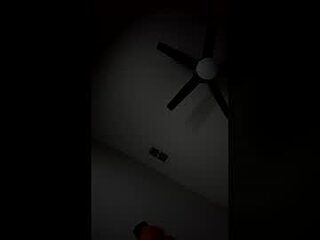 loveyofeets live webcam thumbnail