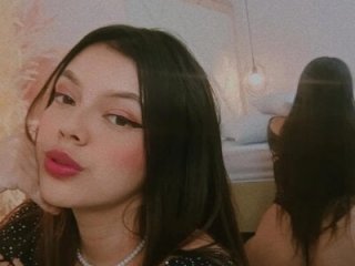 Lucianaa_Collins live webcam thumbnail