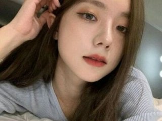 Lucii04 live webcam thumbnail