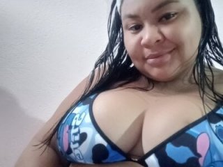 Lucky-hot-girls live webcam thumbnail