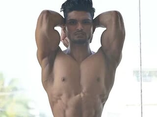 Lucky_0700 live webcam thumbnail