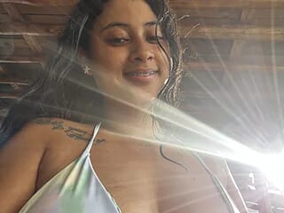 Lucsyy_hot_ass_ live webcam thumbnail