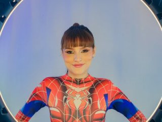 Lucyy-hess live webcam thumbnail