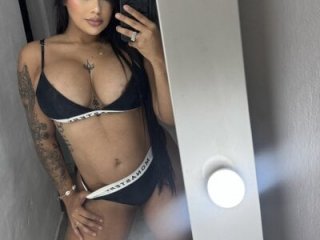 Luisa_Fernandaa live webcam thumbnail
