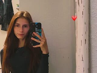 Luisawilliam live webcam thumbnail