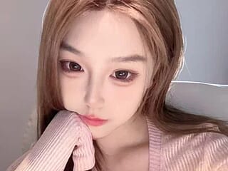 Luna--1 live webcam thumbnail