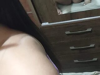 Luna-elle live webcam thumbnail